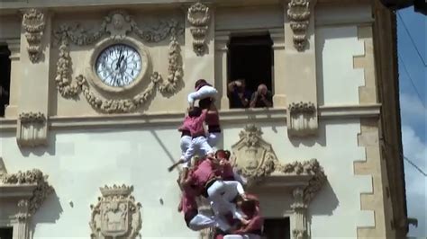 Ingresan en la UCI a la menor de los Xiquets de Valls herida .